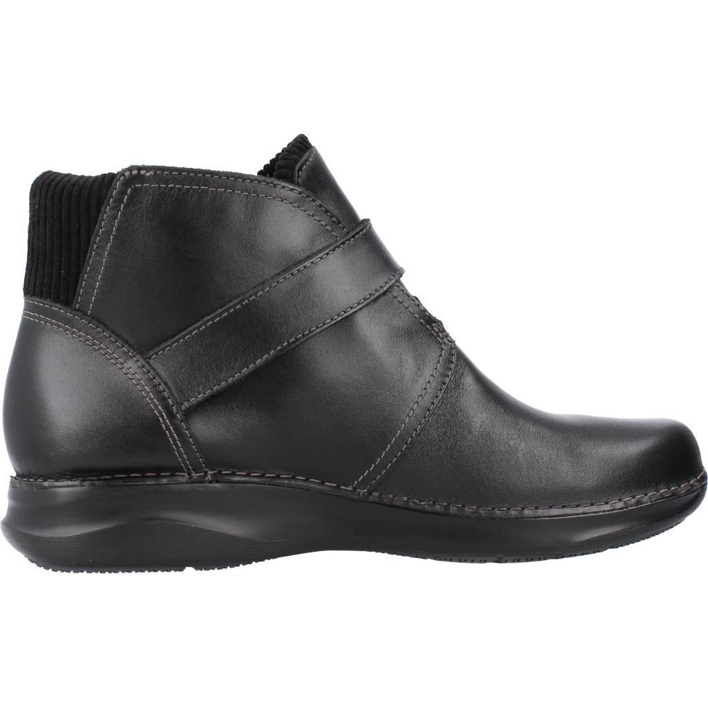 CLARKS APPLEY MID en color NEGRO (4)