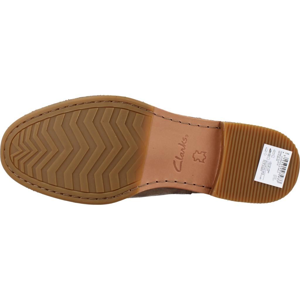 CLARKS CLARKDALE ARLO en color MARRON CLARO (6)
