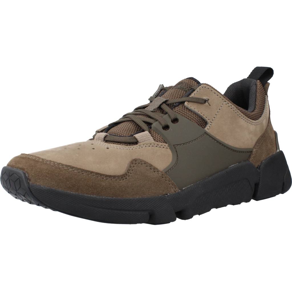 CLARKS TRI ACTIVE LACE en color VERDE (1)