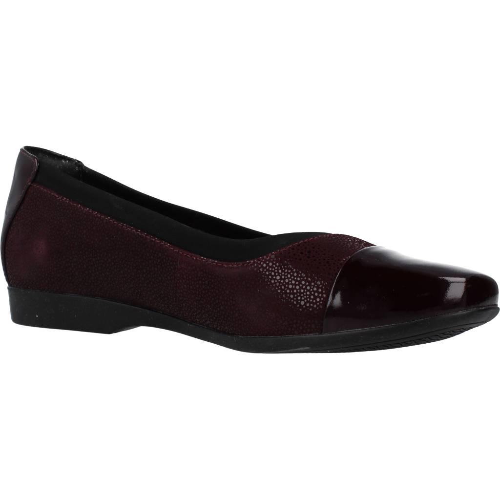 CLARKS UN DARCEY CAP en color BURDEOS (5)