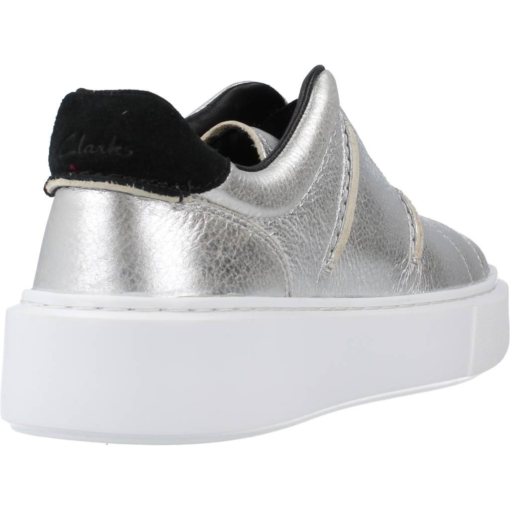 CLARKS HERO LITE LACE en color PLATA (3)