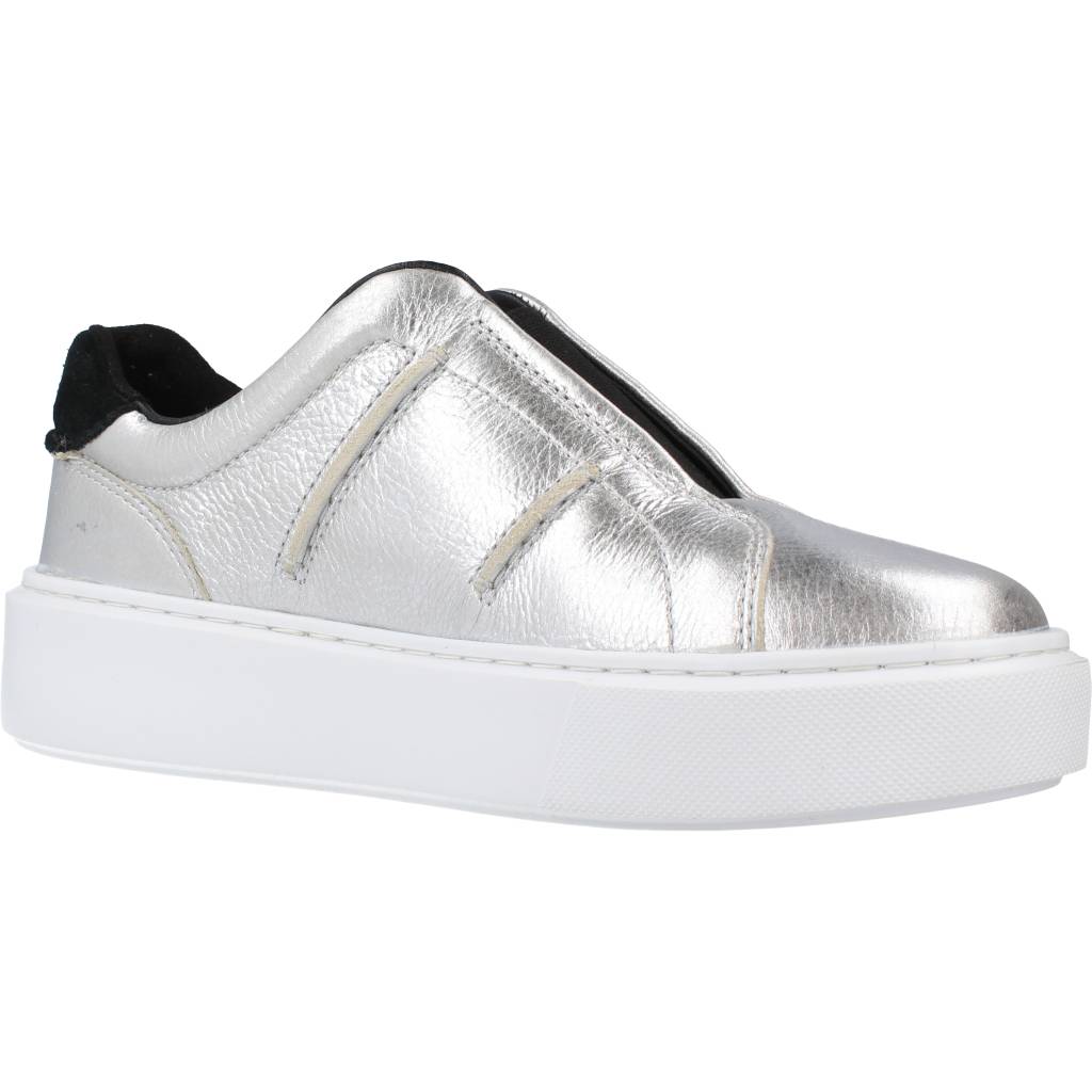 CLARKS HERO LITE LACE en color PLATA (5)