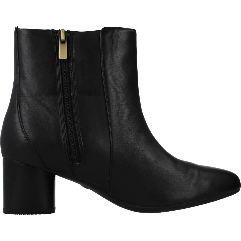 CLARKS VIBE en color NEGRO (4)
