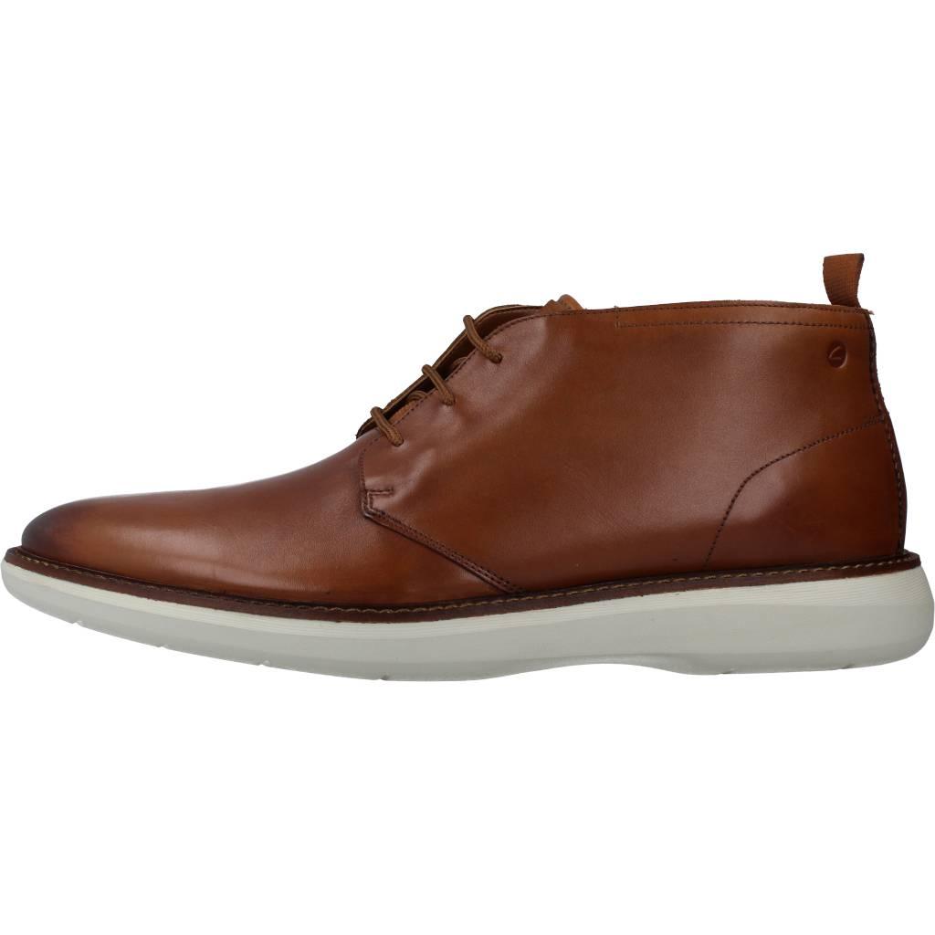 CLARKS BRANTIN MID en color MARRON (2)