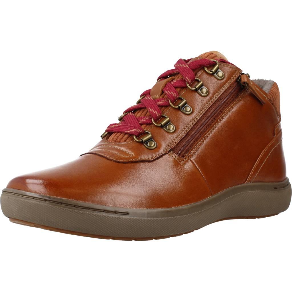 CLARKS NALLE MID en color MARRON CLARO (1)