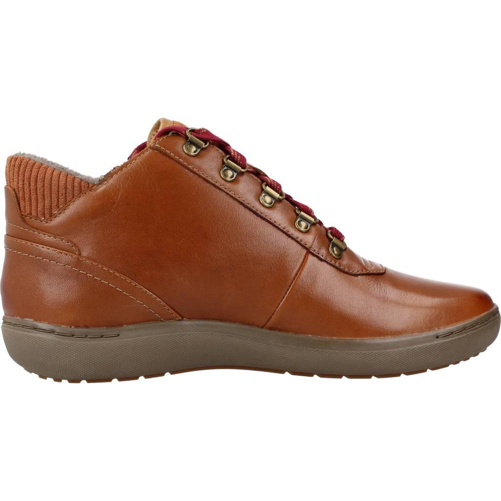 CLARKS NALLE MID en color MARRON CLARO (4)