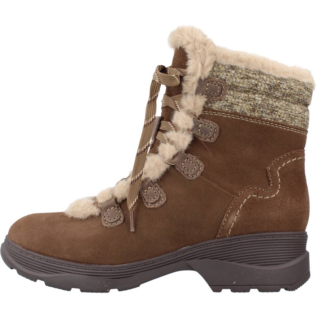 CLARKS AVELEIGH EDGE en color MARRON (2)