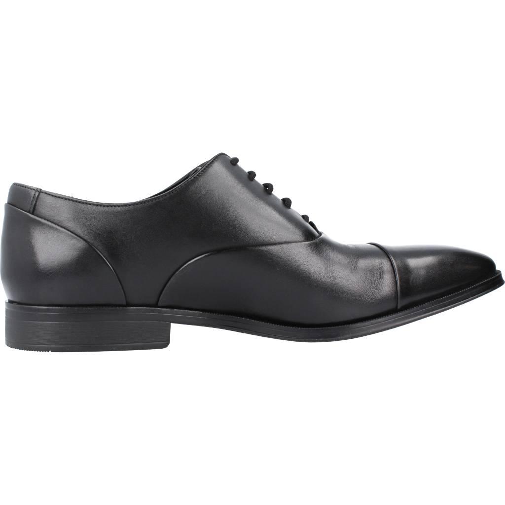 CLARKS GILMAN CAP en color NEGRO (4)