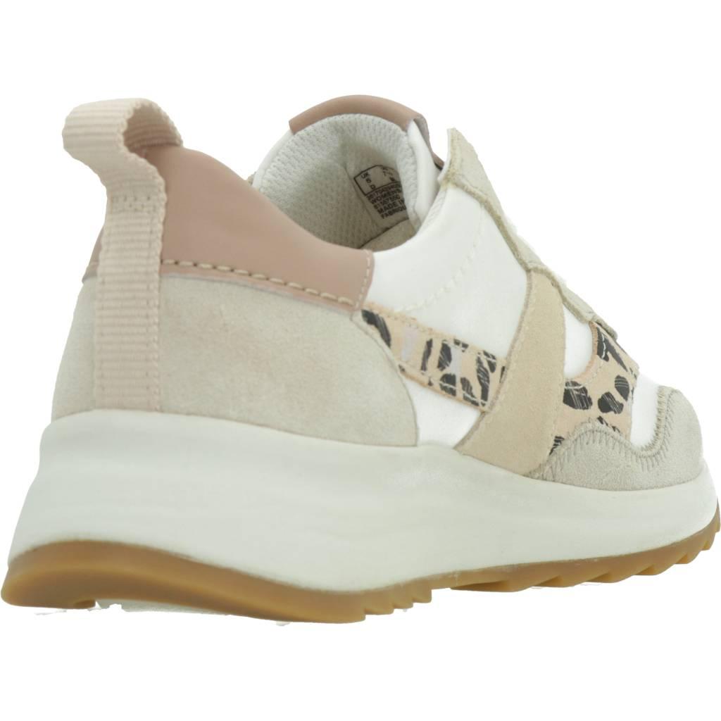 CLARKS DASLITE JAZZ en color BLANCO (3)