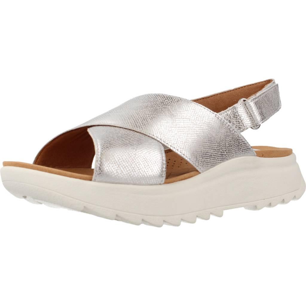 CLARKS DASHLITE WISH en color PLATA (1)