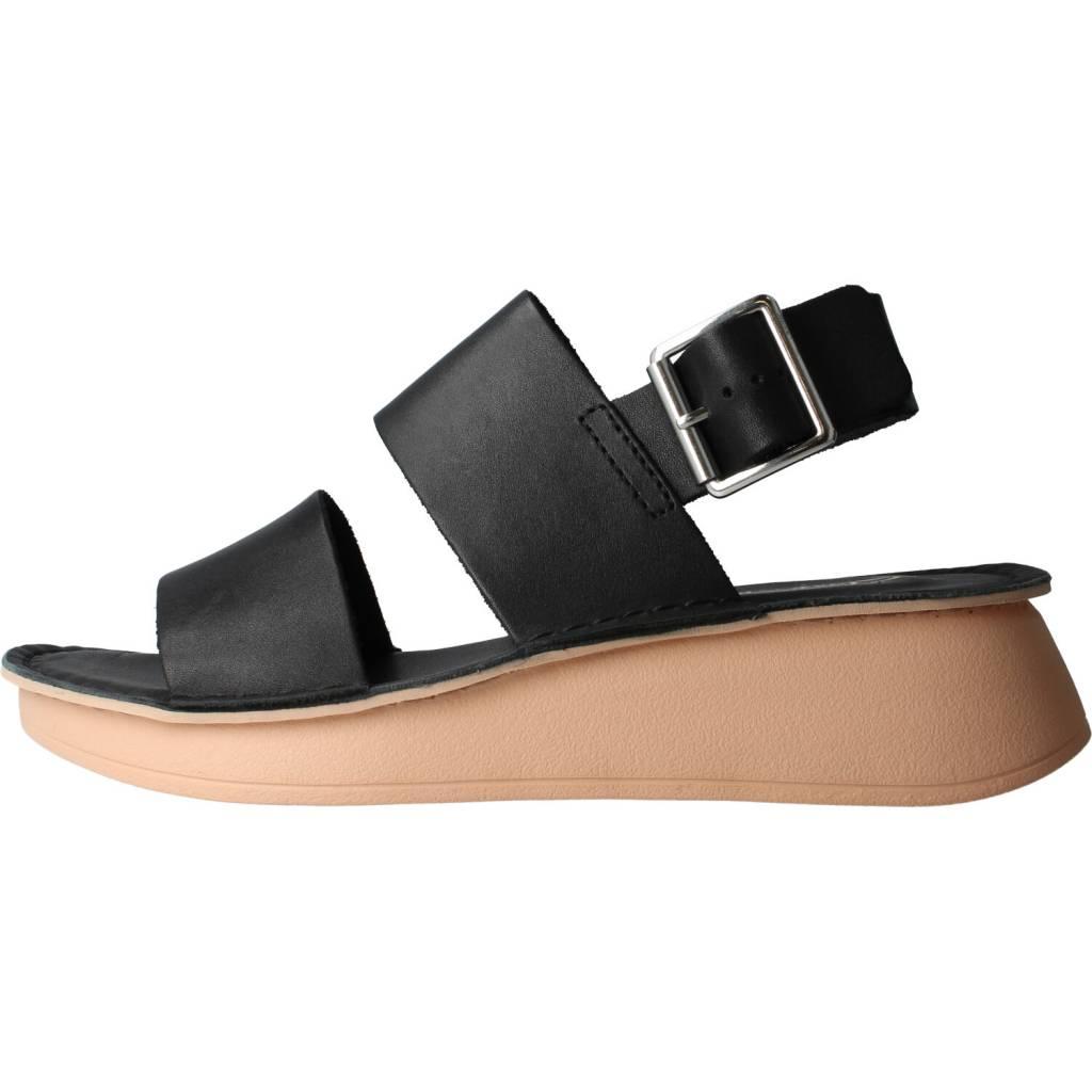 CLARKS VELHILL STRAP en color NEGRO (2)