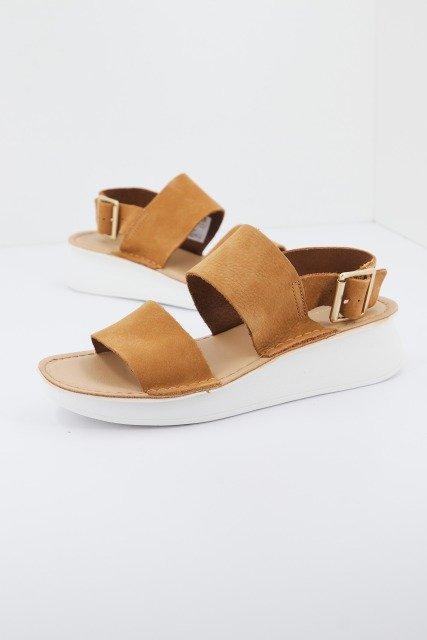 CLARKS VELHILL STRAP LIGHT en color MARRON (1)