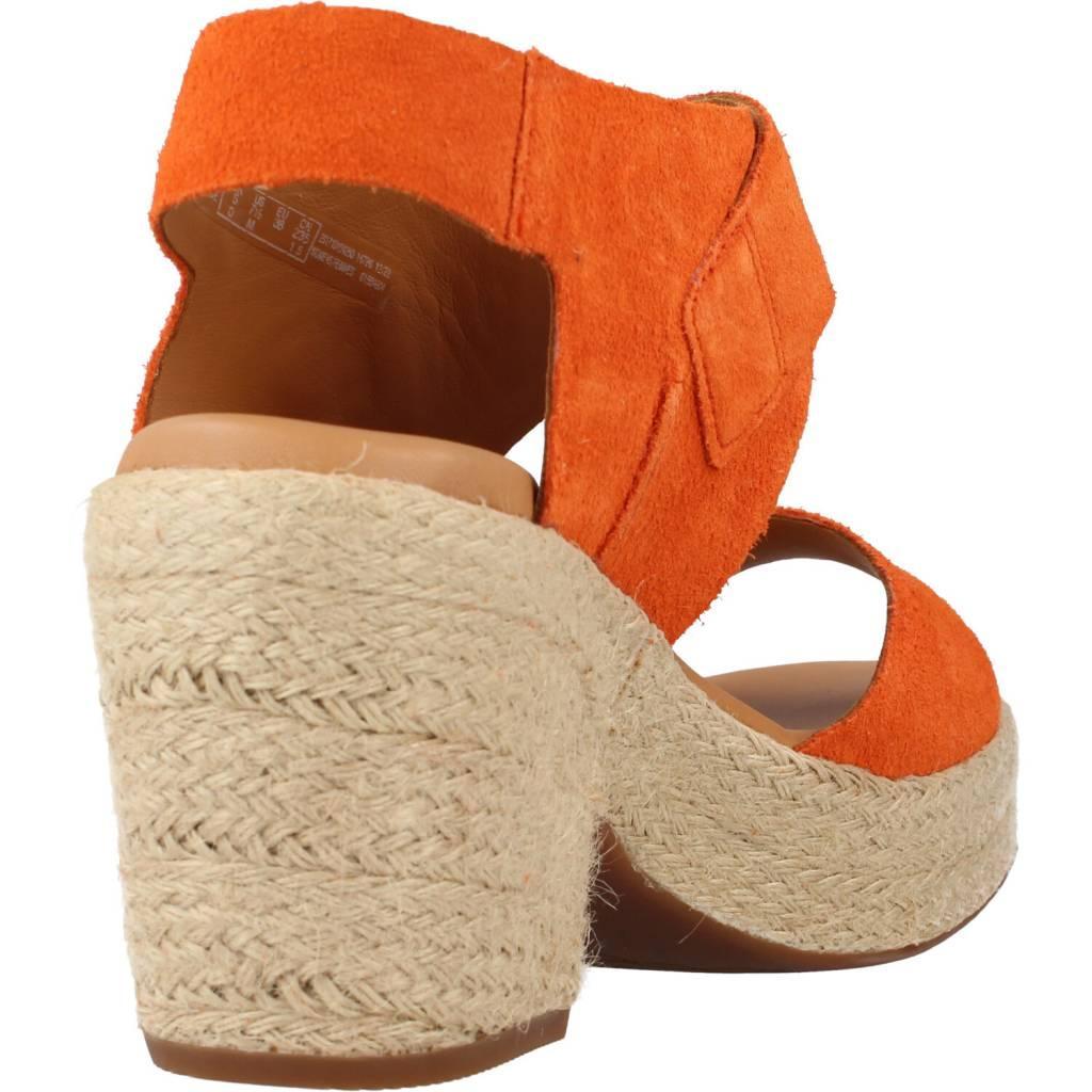 CLARKS KIMMEIHI STRAP en color NARANJA (3)