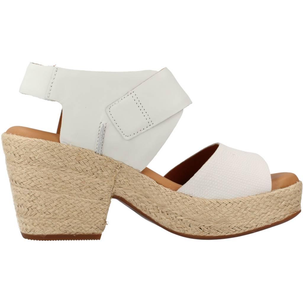 CLARKS KIMMEIHI STRAP en color BLANCO (4)