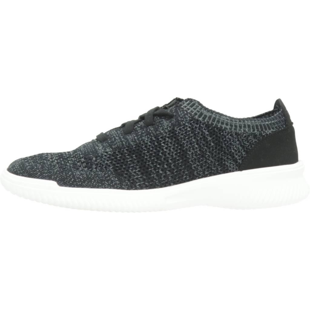 CLARKS ONAWAY KNIT en color NEGRO (2)