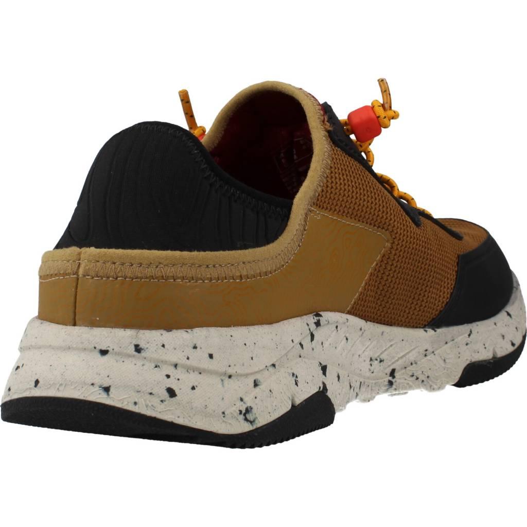 CLARKS DAVIS LOW en color MARRON (3)