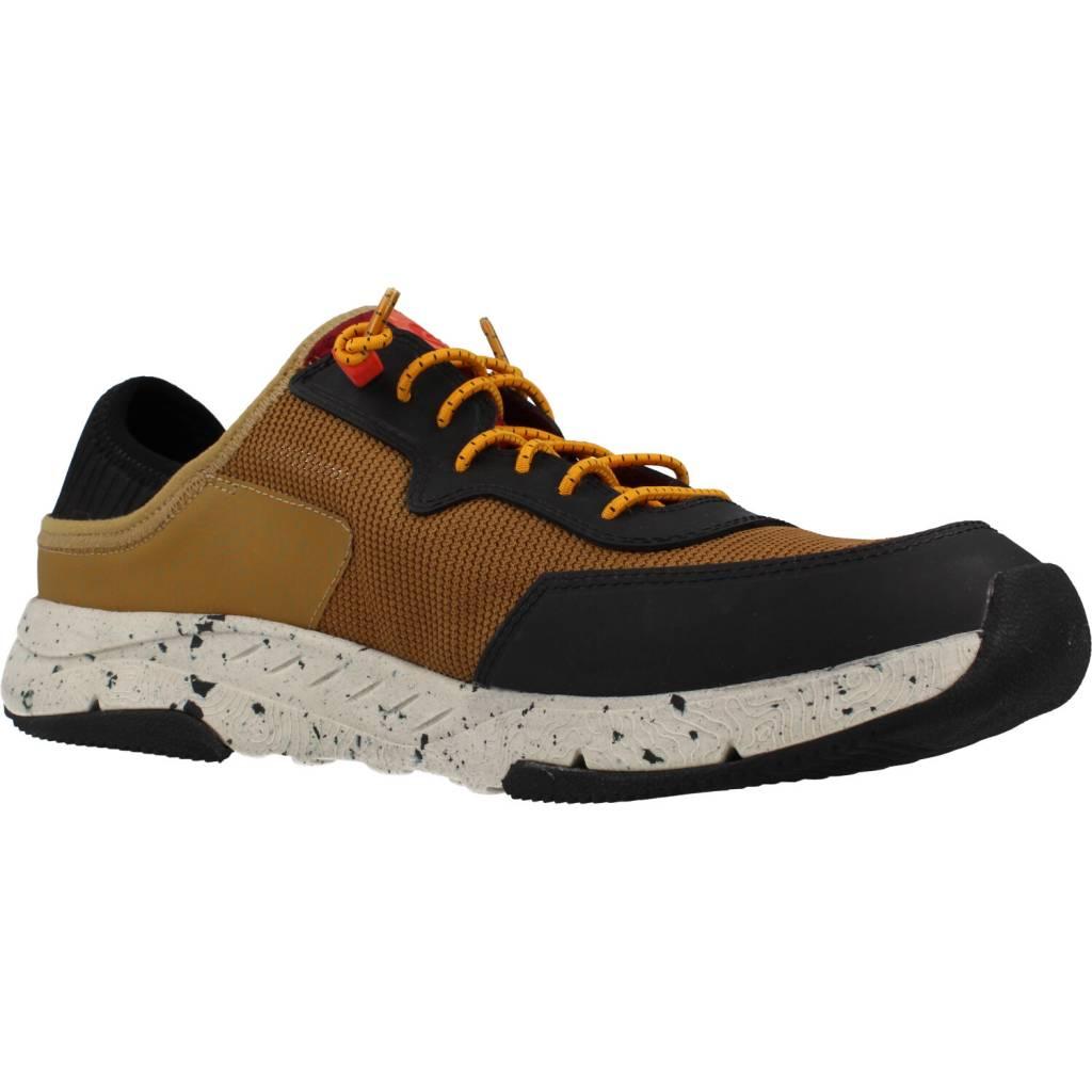 CLARKS DAVIS LOW en color MARRON (5)