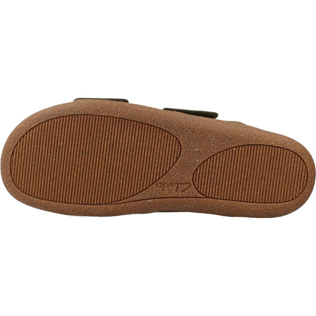 CLARKS PILTON STRAP en color VERDE (6)