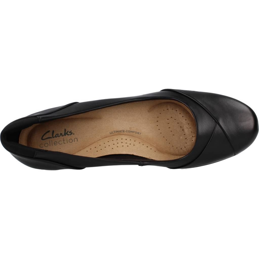 CLARKS EMILY ALEXA en color NEGRO (7)