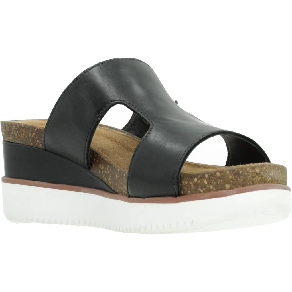 CLARKS LIZBY EASE en color NEGRO (5)