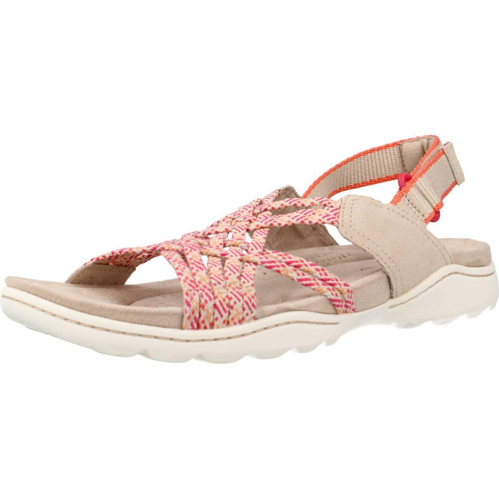 CLARKS AMANDA EASE en color BEIS (1)