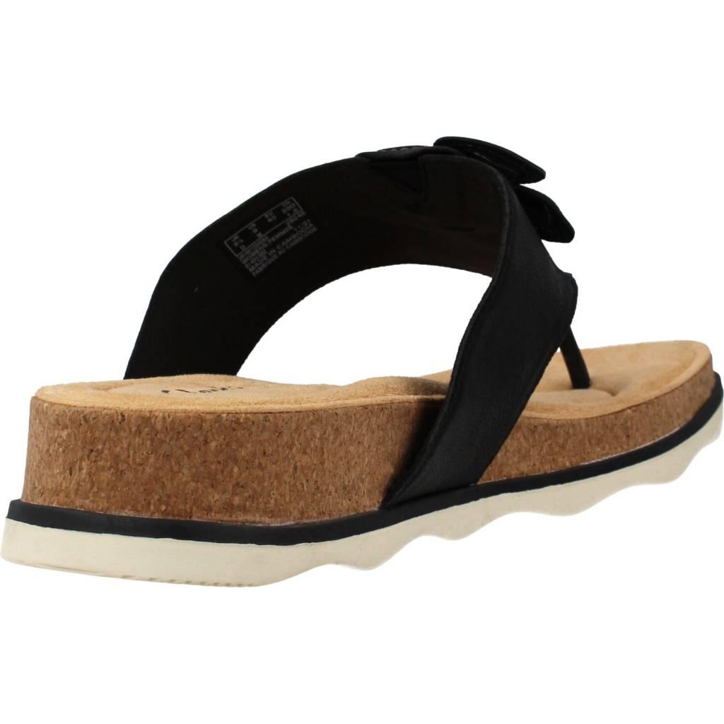 CLARKS BRYNN STYLE en color NEGRO (3)