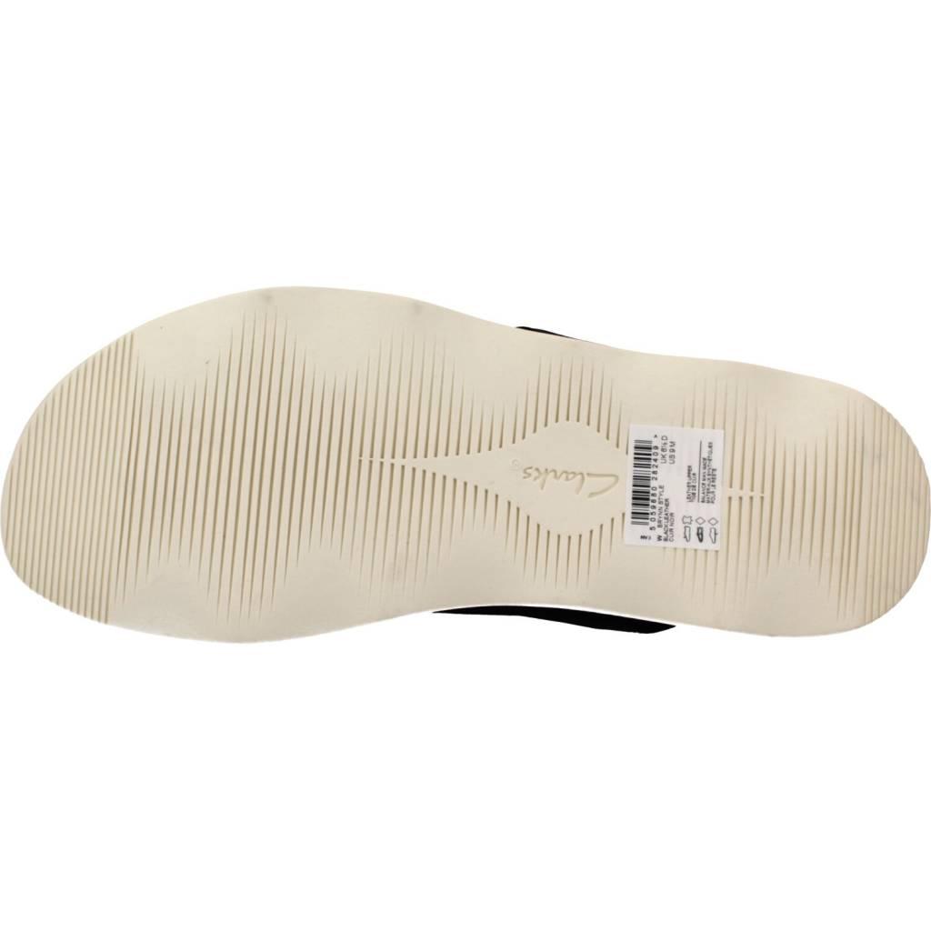 CLARKS BRYNN STYLE en color NEGRO (6)