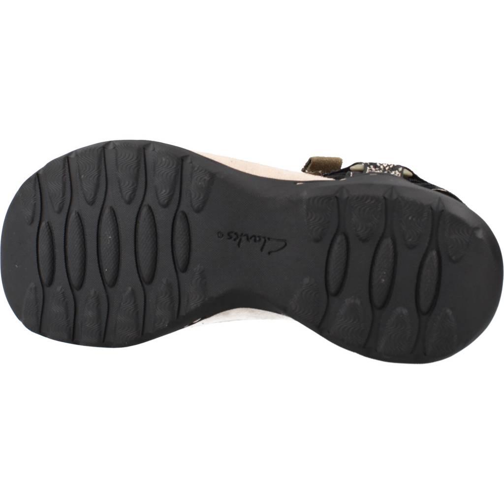 CLARKS AMANDA STEP en color NEGRO (6)