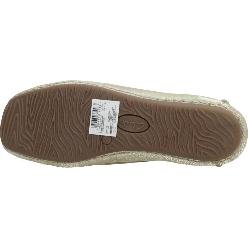 CLARKS FRECKLE WALK en color ORO (6)