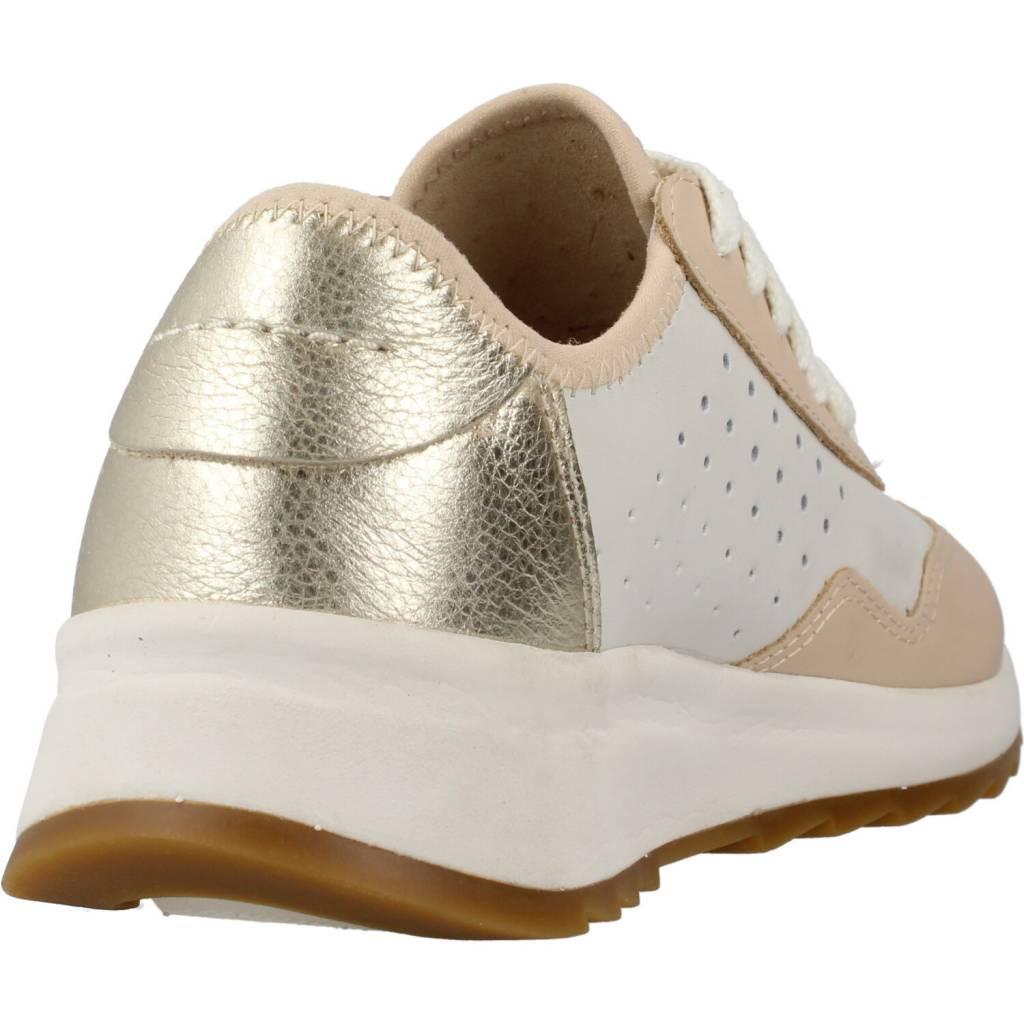 CLARKS DASHLITE LACE en color BEIS (3)