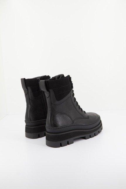 CLARKS ORIANNA HIKE en color NEGRO (3)
