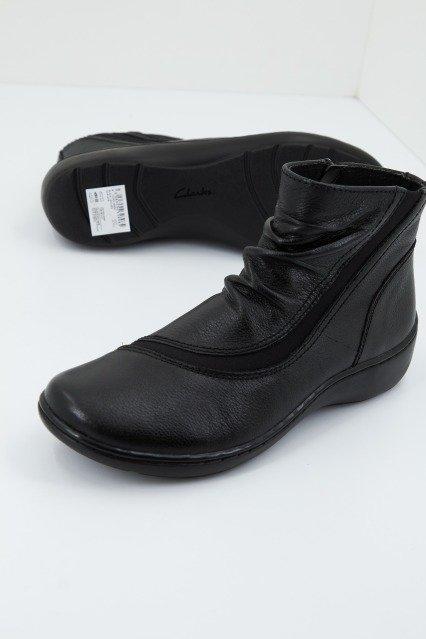 CLARKS CORA DERBY en color NEGRO (4)