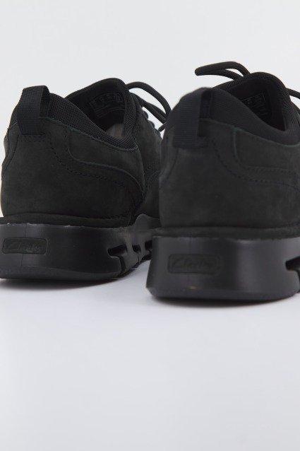 CLARKS NATURE X TWO en color NEGRO (3)