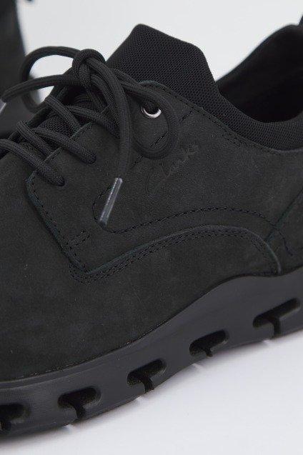 CLARKS NATURE X TWO en color NEGRO (4)