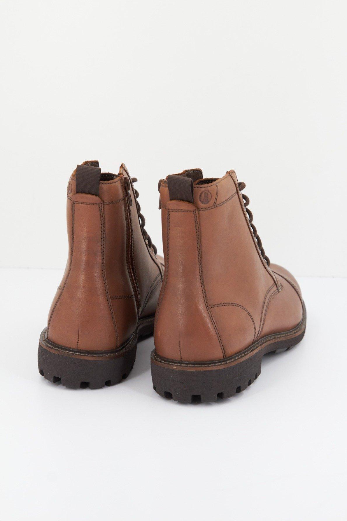 CLARKS BATCOMBE CAP en color MARRON (3)