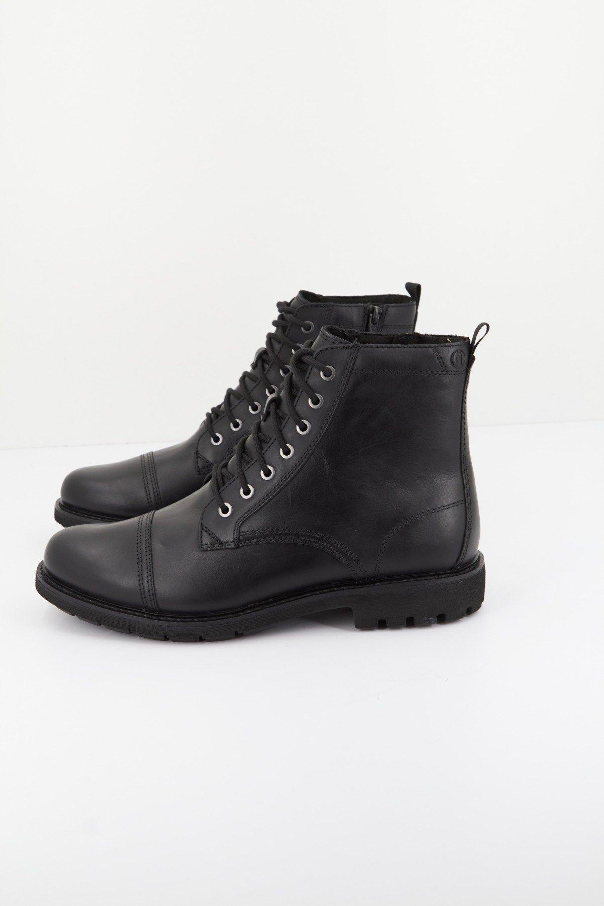CLARKS BATCOMBE CAP en color NEGRO (1)