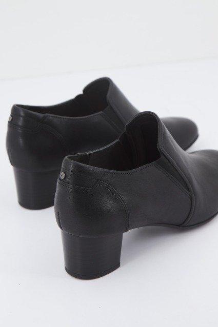 CLARKS LINNAE WAY en color NEGRO (3)