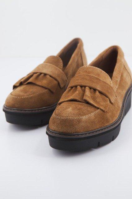 CLARKS AIRABELL SLIP en color MARRON (2)
