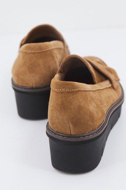 CLARKS AIRABELL SLIP en color MARRON (3)