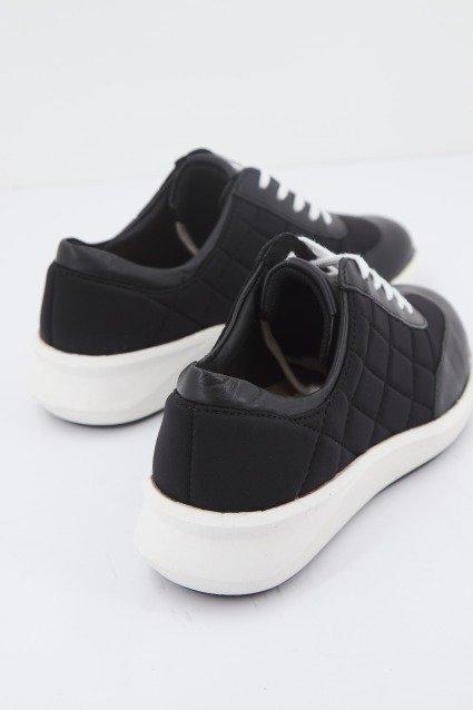 CLARKS UN RIO STITCH en color NEGRO (3)