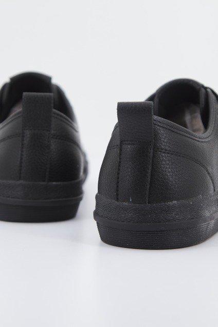 CLARKS ROXBY LACE en color NEGRO (3)