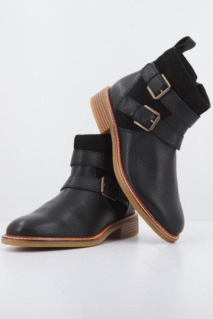 CLARKS COLOGNE BUCKLE en color NEGRO (1)