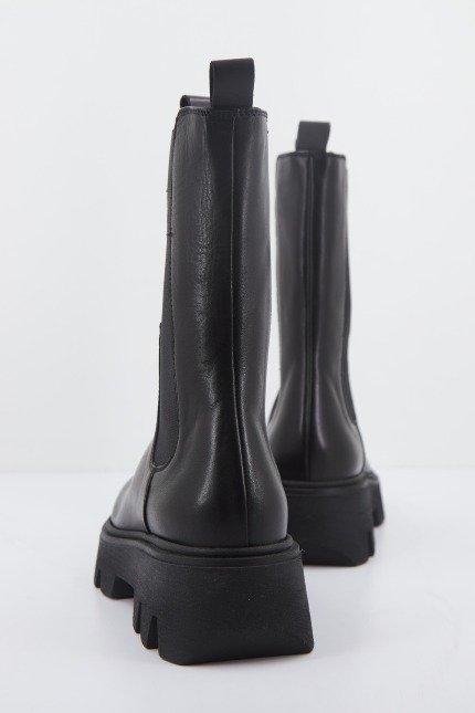 CLARKS MOTIVE. TOP en color NEGRO (3)