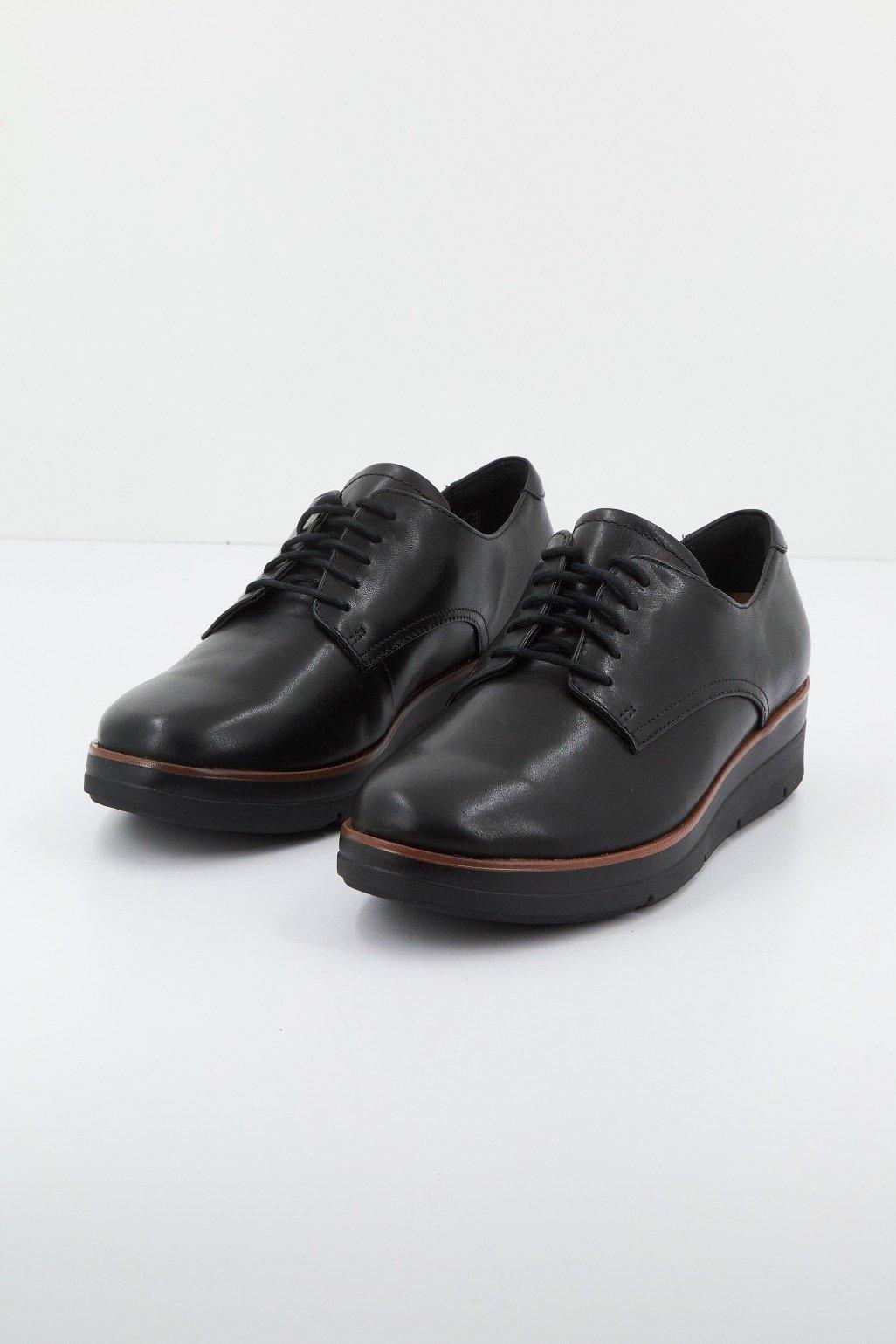 CLARKS SHAYLIN LACE en color NEGRO (1)