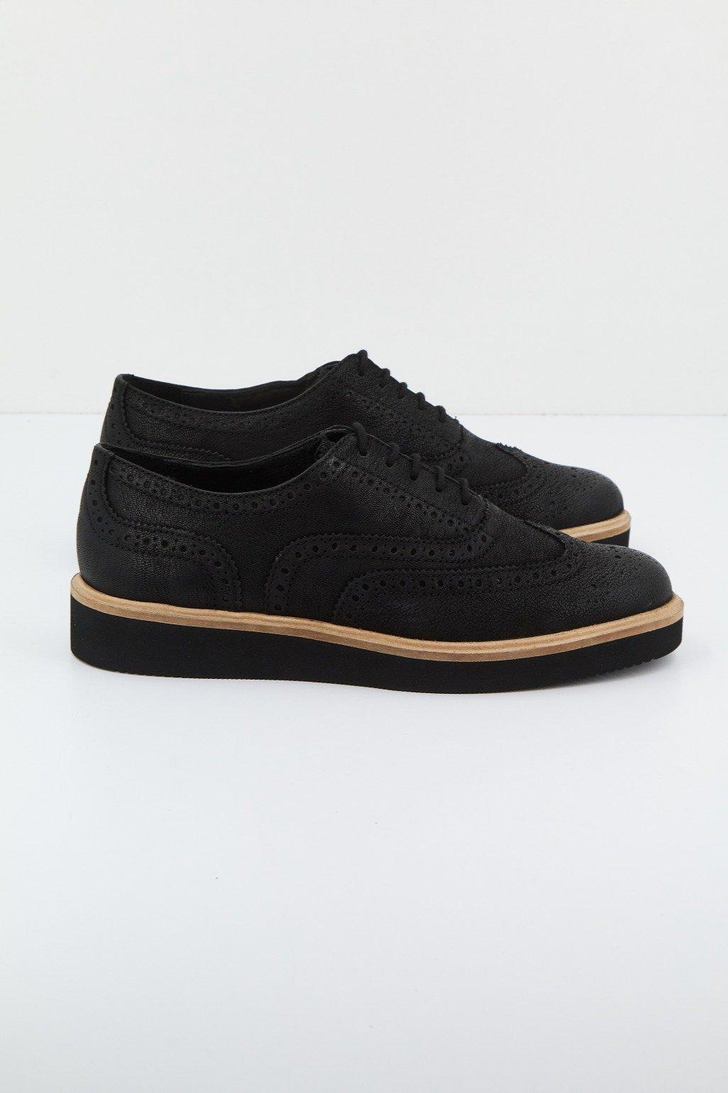 CLARKS BAILLE BROGUE en color NEGRO (2)