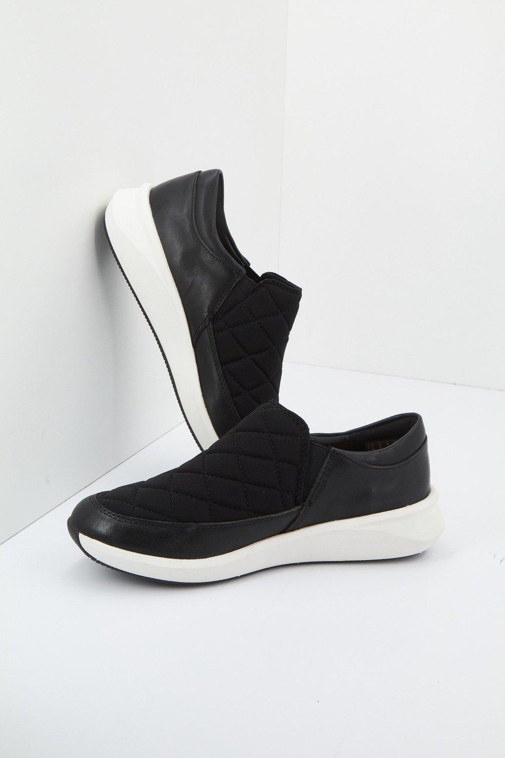 CLARKS UN RIO SPARK en color NEGRO (4)