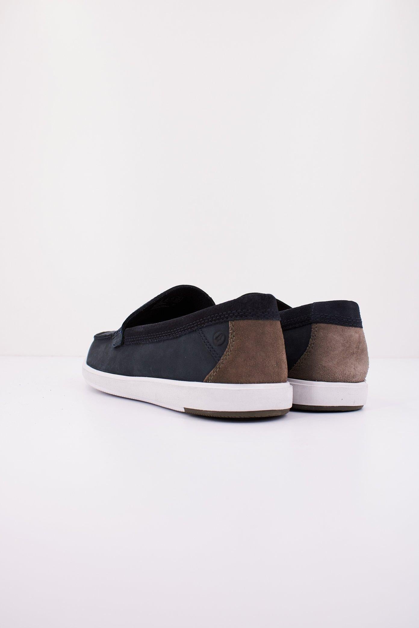 CLARKS BRATTON LOAFER en color AZUL (3)