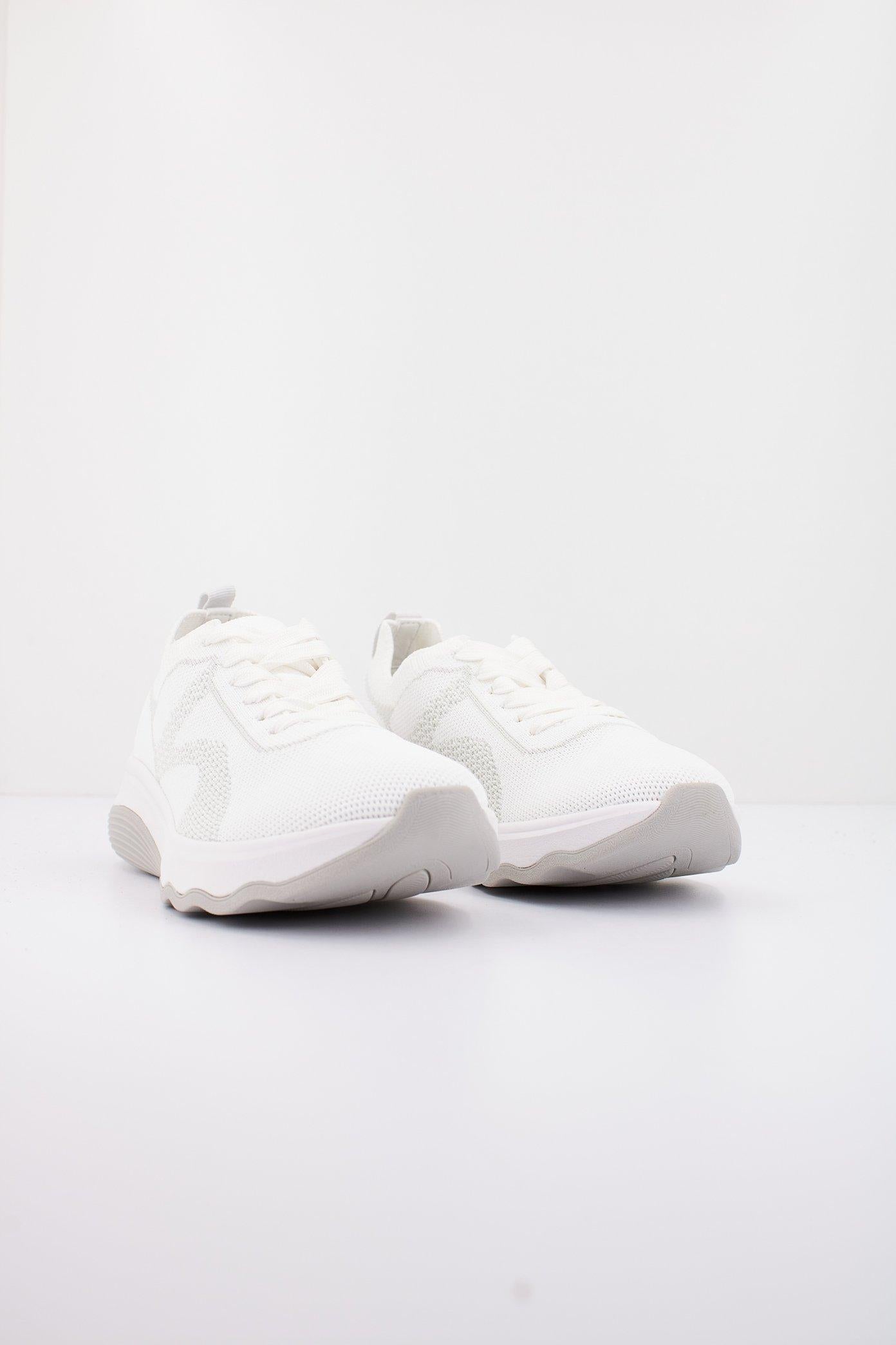 CLARKS CIRCUIT TIE en color BLANCO (2)