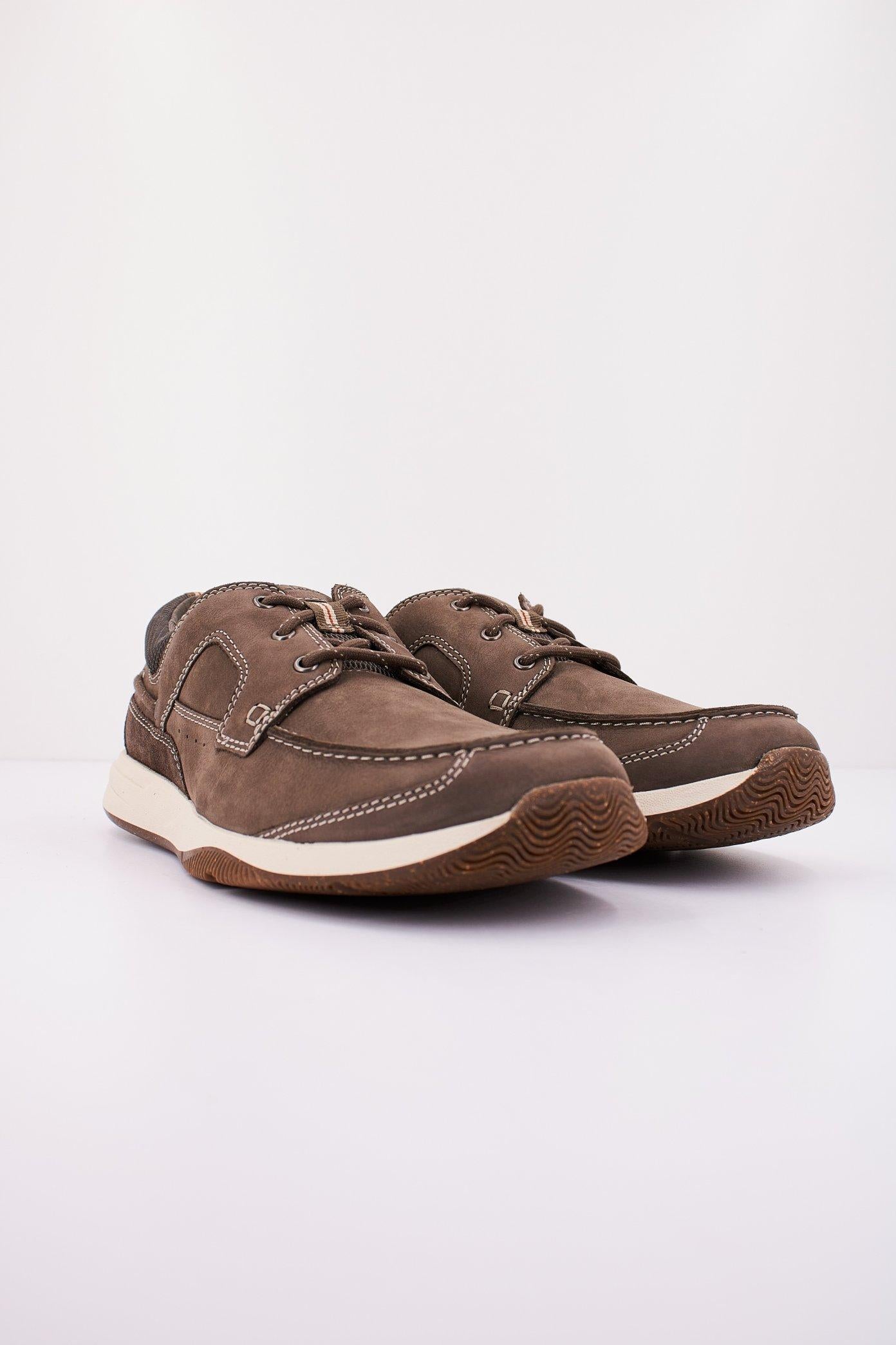 CLARKS SAILVIEW LACE en color MARRON (2)