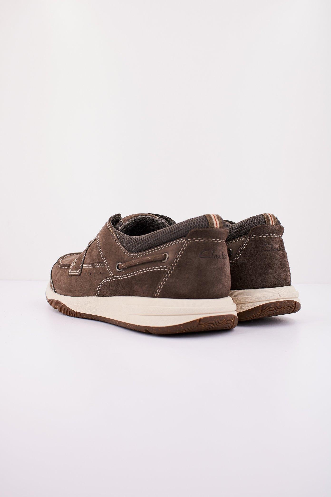 CLARKS SAILVIEW LACE en color MARRON (3)